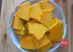 蒜泥南瓜的做法图解1