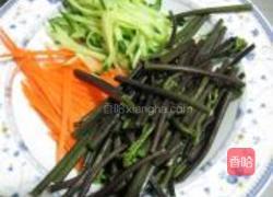 拌蕨菜的做法图解3