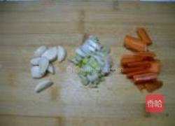 韭菜炒豆腐的做法图解3