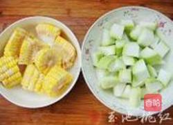 玉米葫芦瓜排骨汤的做法图解2