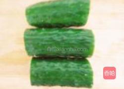 甜汁辣瓜条儿的做法图解1