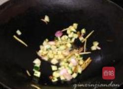 海鲜炒饭的做法图解3