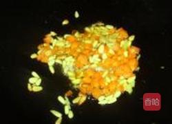 什锦松仁玉米的做法图解3