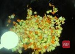 什锦松仁玉米的做法图解5