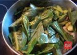 腊肉炒芥兰的做法图解4