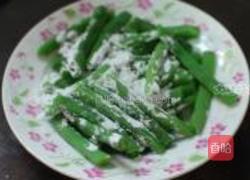 蒜香怪味豆角的做法图解5