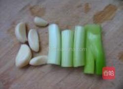 手撕包菜的做法图解3