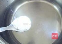 白灼豆芽茼蒿的做法图解2