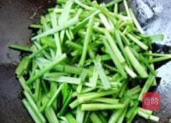 桃仁炒韭菜的做法图解4