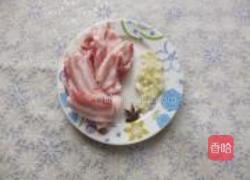 五花肉烧土豆芸豆的做法图解3