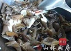 荸荠炒黑木耳的做法图解5