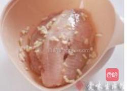 蒜香芝士焗鲷鱼的做法图解2