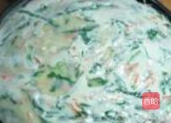 胡萝卜菜心煎饼的做法图解5