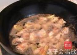 西瓜皮红烧排骨的做法图解6