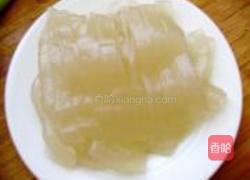 紫甘蓝炒凉粉的做法图解2