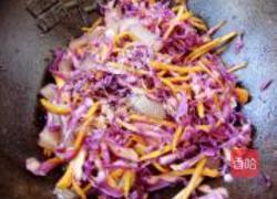 紫甘蓝炒凉粉的做法图解7