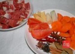 牛肉炖胡萝卜的做法图解1