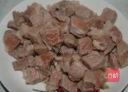 牛肉炖胡萝卜的做法图解2