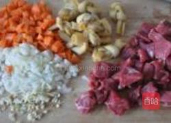 红酒烧牛腩百叶结的做法图解1