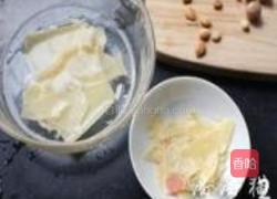 金银杏仁煲腐竹的做法图解2