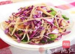 紫甘蓝拌豆腐丝的做法图解2