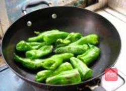 虎皮青椒的做法图解2
