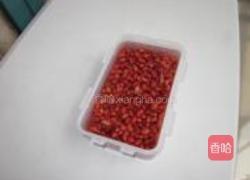 泡椒花生米的做法图解1