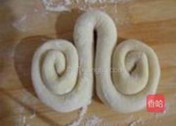 玉米蝴蝶馒头的做法图解3