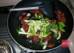 蒜苗腊肠的做法图解3