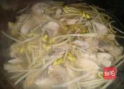 豆芽鱼片汤的做法图解6