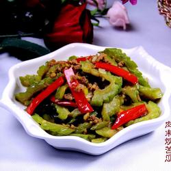 肉末炒苦瓜的做法[图]