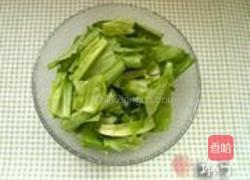 凉拌莴笋叶的做法图解1