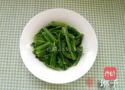 凉拌莴笋叶的做法图解3
