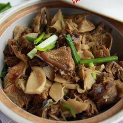 冬笋焖板鸭的做法[图]
