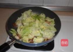 香菇炒卷心菜的做法图解5