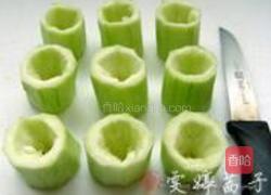 虾仁干贝鸳鸯丝瓜盅的做法