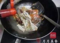 螃蟹炒年糕的做法图解3