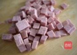 午餐肉煎蛋饼的做法图解1