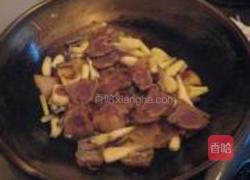 藠头炒腊肉的做法图解5