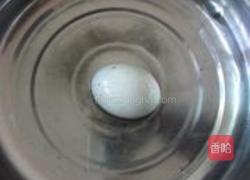 琥珀鸡蛋的做法图解3