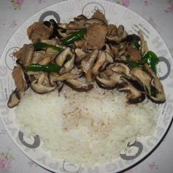 香菇肉片盖饭的做法[图]