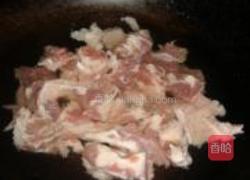 金针菇排骨汤的做法图解3