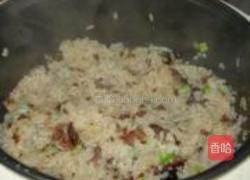 芽菜腊肠饭的做法图解6