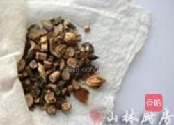 砂钵狗肉的做法图解1