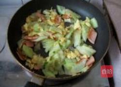 青瓜炒鸡蛋的做法图解6