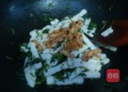 雪菜肉丝炒年糕的做法图解7