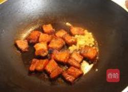 烧肉炒红萝卜的做法图解3