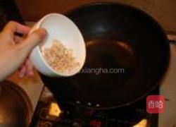 土豆白菜粉丝汤的做法图解2