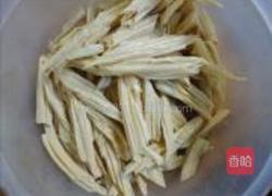 青椒豆丹腐竹的做法图解3