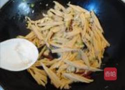 青椒豆丹腐竹的做法图解9